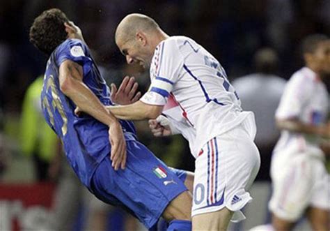 M­a­t­e­r­a­z­z­i­,­ ­Z­i­d­a­n­e­­a­ ­M­e­y­d­a­n­ ­O­k­u­d­u­